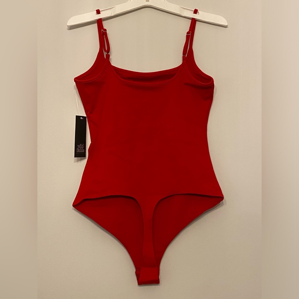 Women’s ButterBliss Wild Fable Red Bodysuit Scoop Neck - Picture 2 of 3